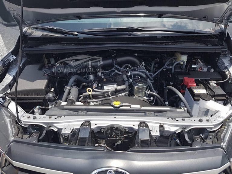 toyota-innova-20-e-mt-so-san-muaxegiatot-vn-8-768x576