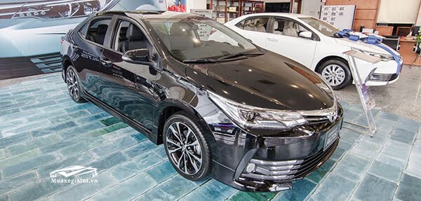 gia-xe-altis-2018-2019-muaxegiatot-vn-1