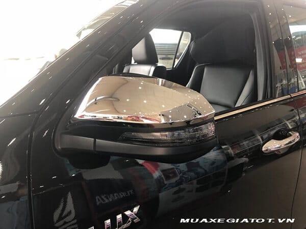 guong-chieu-hau-xe-toyota-hilux-2018-2019-so-tu-dong-2-cau-muaxegiatot-vn