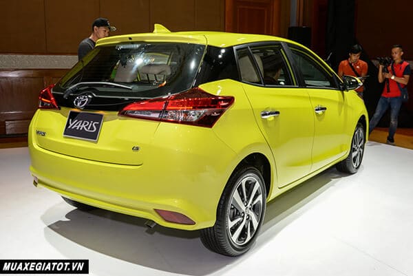 duoi-xe-toyota-yaris-2018-2019-1-5-g-muaxegiatot-vn-5