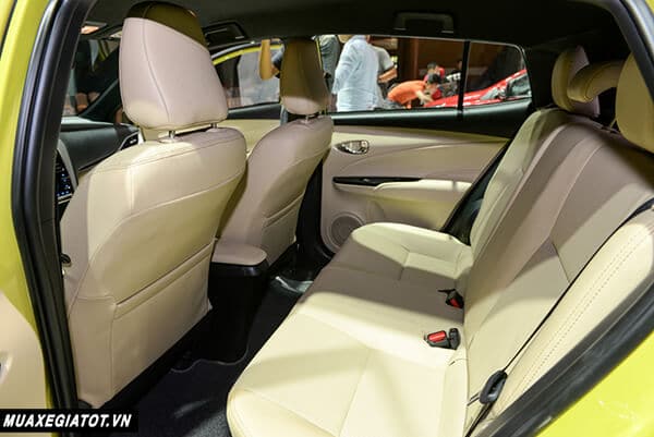 hang-ghe-sau-toyota-yaris-2018-2019-1-5-g-muaxegiatot-vn-7