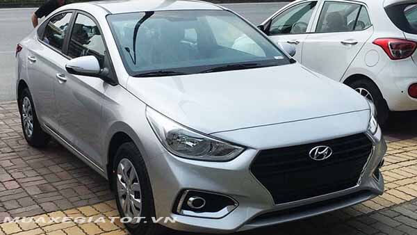 hyundai-accent-2018-14-mt-base-muaxegiatot-vn