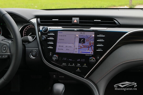man-hinh-8inch-toyota-camry-2019-25q-muaxegiatot-vn