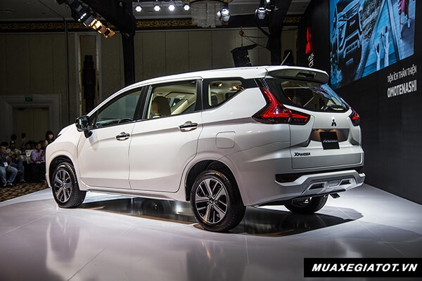 hong-xe-mitsubishi-xpander-2018-2019-muaxegiatot-vn-4