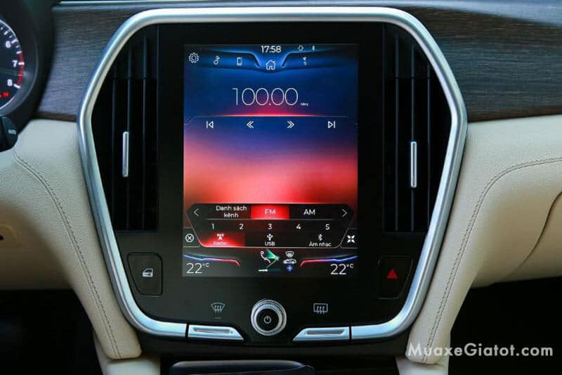 he-thong-giai-tri-xe-vinfast-lux-a20-sedan-2020-ban-thuong-mai-Xetot-com