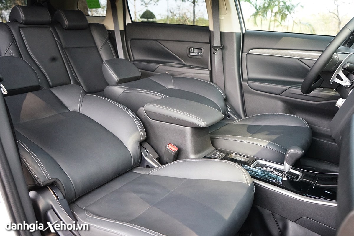 ghe-truoc-gap-phang-mitsubishi-outlander-2021-danhgiaxehoi-vn
