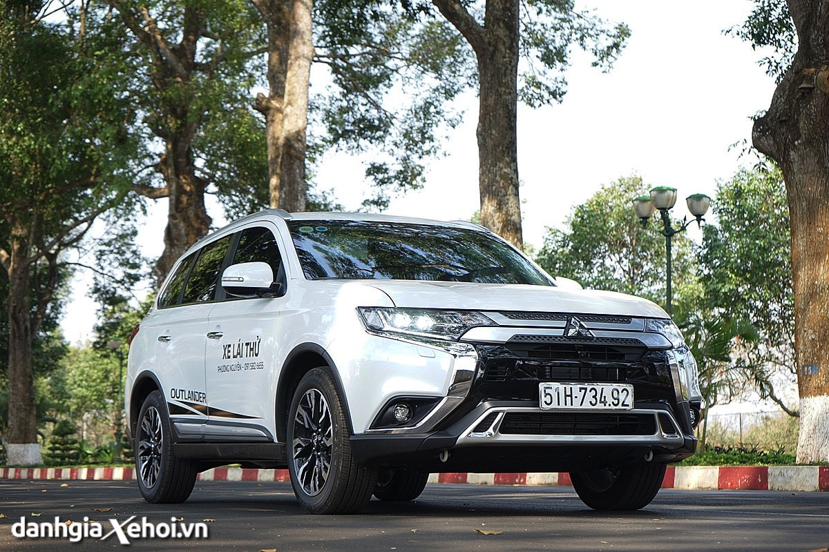 lai-thu-xe-mitsubishi-outlander-2021-danhgiaxehoi-vn