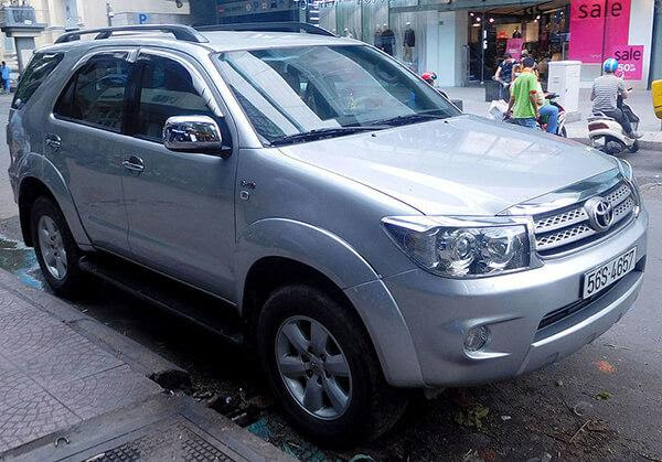 fortuner 2008 2010 muaxegiatot vn - Lịch sử phát triển của dòng xe Toyota Fortuner tại Việt Nam - Muaxegiatot.vn