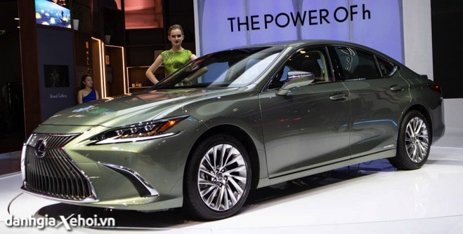 hong-xe-lexus-es-300h-2021-danhgiaxehoi-vn-7