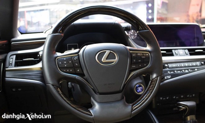 vo-lang-lexus-es-300h-2021-danhgiaxehoi-vn-4