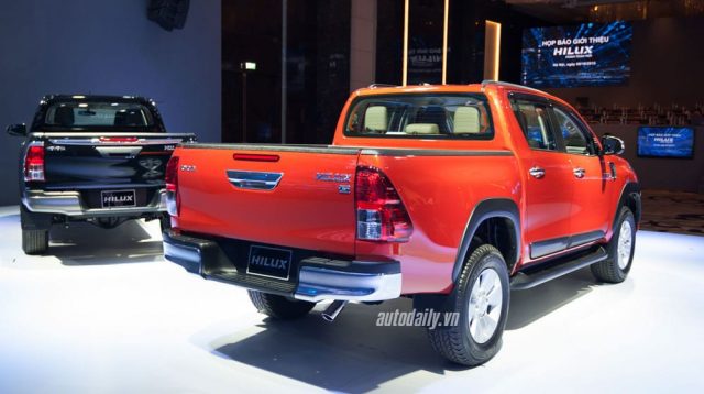 Vì sao nên sở hữu chiếc bán tải Toyota Hilux 2018?
