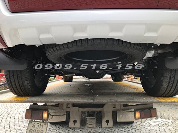 Ford Everest Titanium 2.0L AT 4×2 2025 giá lăn bánh, thông số, trả góp