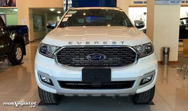 Ford Everest Titanium 2025 2.0L AT 4WD giá lăn bánh, thông số, trả góp