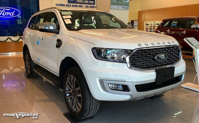 Ford Everest Titanium 2025 2.0L AT 4WD giá lăn bánh, thông số, trả góp
