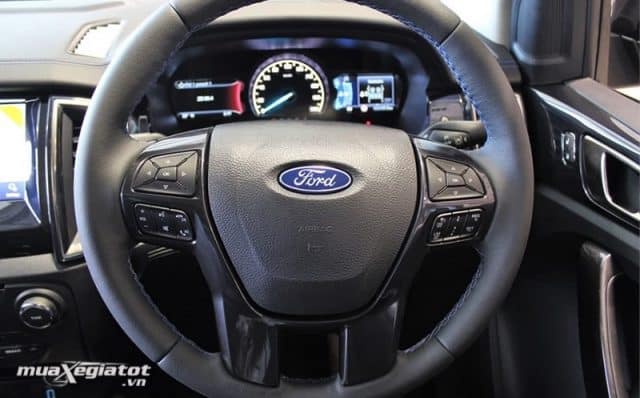 Ford Everest Titanium 2025 2.0L AT 4WD giá lăn bánh, thông số, trả góp