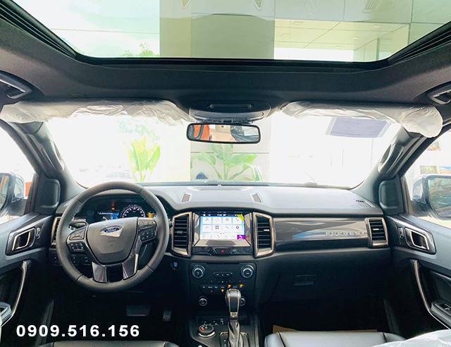 Ford Everest Titanium 2025 giá lăn bánh, thông số, trả góp