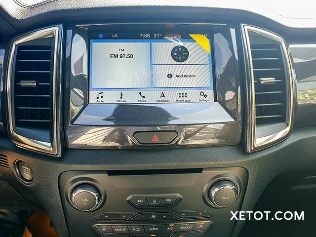 Ford Everest Titanium 2025 giá lăn bánh, thông số, trả góp