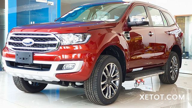 Ford Everest Titanium 2025 giá lăn bánh, thông số, trả góp